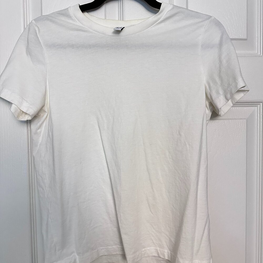 White T-shirt